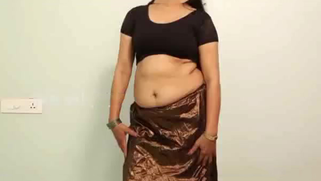 Sexy Telugu Bhabhi Strip her Cloths and Showing Her Boobs and Pussy with Clear audio