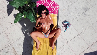 Sultry stepmom with enhanced boobs Heather Vahn masturbates outdoors