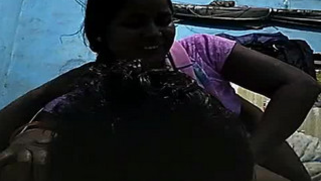 Insistent Desi guy lures wife into spontaneous XXX chudai on floor