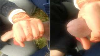 Desi couple finds a place where XXX girl gives husband handjob