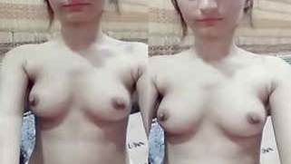 Naked selfie of attractive Paki teen who is owner of perky XXX tits
