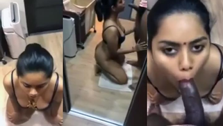 A Desi Wife Give a Awesome Blowjob on Husband's Co-worker Friend in Hotel