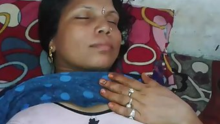 Prick works in Indian MILF's sex hole while its owner touches small tits
