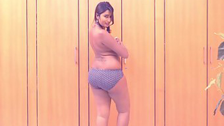 Indian businessman's assistant with pigtail is a possessor of yummy body