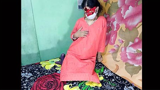 Desi fucker prepares masked girl in mask in stockings for XXX action