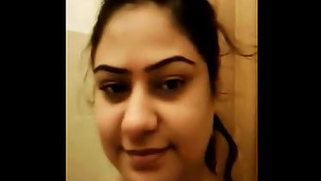 Chubby Desi girl demonstrates on camera her massive XXX tits and cunny