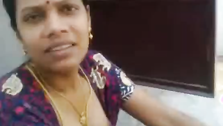 Lovely Desi woman talks with neighbor with her XXX breasts exposed | XXX Video on AllSex.XXX