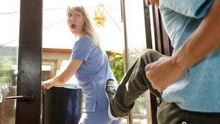 Young boy fuck busty MILF his mother’s massage client! Lil Humper XXX Sex