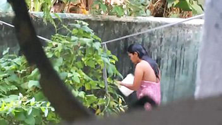 Just a cute desi aunty in the bath tub on XXX hidden cam