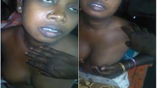 Desi woman is irresistibly fascinating being felt up in XXX video