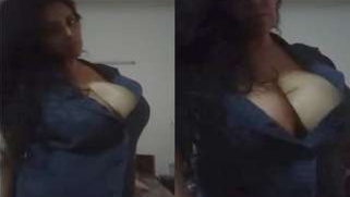 Indian housewife distracted from daily duties to show off XXX boobies