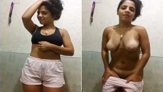 Indian teen goes to the shower room to expose XXX vagina and shake ass