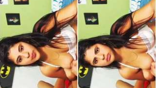 Boy wants to suck XXX breast and Indian chick offers him her one