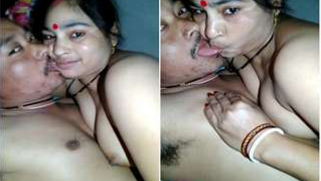 Indian kisses man taking XXX twins to light and pressing them to guy