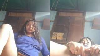 Desi girl helps men relax baring and fingering XXX pussy on webcam