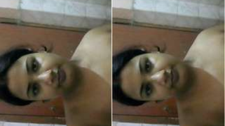 Indian girl brazenly exposes what is hidden more than often in XXX show