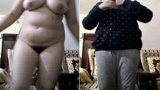 Plump Desi slut takes clothes off exposing her wonderful XXX tits