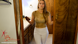 Stud coaxes sister Xev Bellringer to spray nude neck with his perfumy | XXX Video on AllSex.XXX