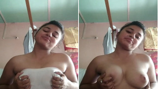 Wondrous Desi chick finally overcomes shyness and takes off white top