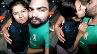 Girl kisses bearded Desi boyfriend on camera and it deserves some respect