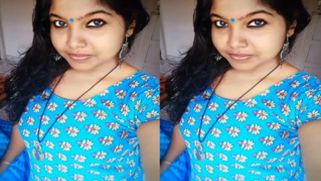 Indian wife has sexy XXX boobs to reveal on camera for sex-addicted guys