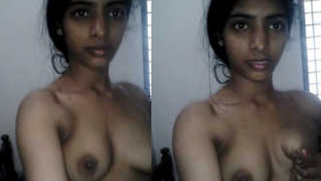 Indian sex whore expose her XXX body on a low-quality camera in her room