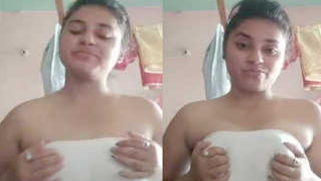 Desi babe wants to be XXX model so she trains to bare tits in a sex mode