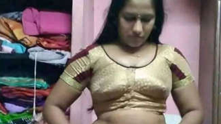 Desi female takes shower in such a XXX manner leaving black sex dress on