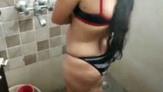 Sex appealing Desi girl takes XXX bra off but leaves panties on