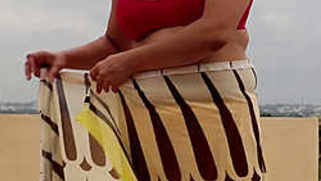 Desi wife in a sex sari projects herself on XXX camera on the roof