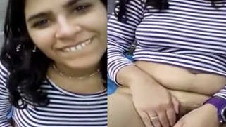 Desi Bhabhi's sex cunt and breasts are flaunted in a close-up XXX video