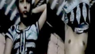 Indian babe has some XXX adventures stripping naked in sex show