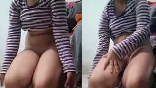 Desi shows off her XXX pussy from different angles on sex camera