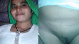 Indian sex woman is blatant enough to take her XXX vagina to light