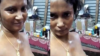 Sexy Desi chick with medium XXX tits records selfie video for BF