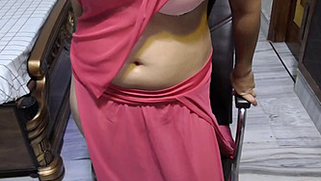 Desi aunty takes off XXX panties and shows shaved pussy on webcam