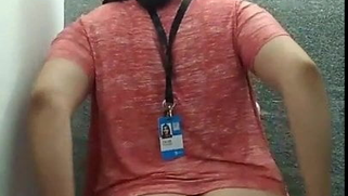 Indian reporter secludes herself in a restroom for porn amusement