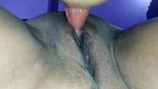 Sex snatch of Desi haunts guy and once he dares to give XXX cunnilingus