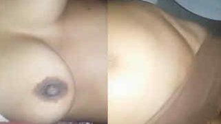 XXX video of Indian guy's XXX girlfriend is filmed in bathroom