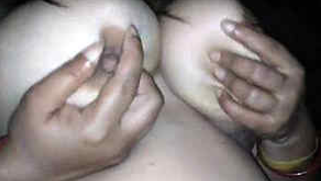 Amateur Desi girl has a weakness for anal sex with XXX buddy