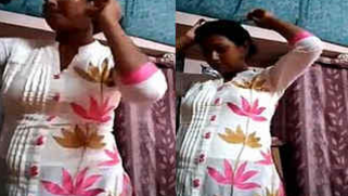 Sexual pervert films XXX Indian landlady taking off clothes