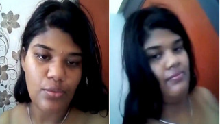 Pretty Desi woman wants sex by recording on camera solo XXX video