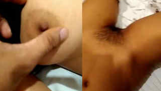 Indian exposes boobies to look sex appealing on camera in XXX show