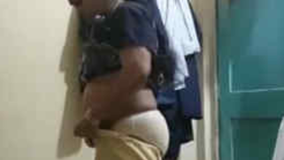 Indian woman puts on pants revealing sexy stomach in XXX video