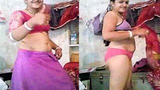 Cam records sex teasing from Indian woman who poses in XXX lingerie