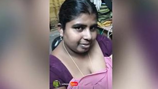 Indian woman is so pretty that she definitely needs to do porn video