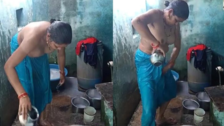 Hot Desi52 video of my aunty taking a shower and she has got a humongous boobs | XXX Video on AllSex.XXX