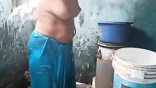 Hot Desi52 video of my aunty taking a shower and she has got a humongous boobs | XXX Video on AllSex.XXX