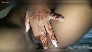 Newly-wed Pakistani wife nude show with mehendi masturbation | XXX Video on AllSex.XXX