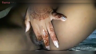 Newly-wed Pakistani wife nude show with mehendi masturbation | XXX Video on AllSex.XXX